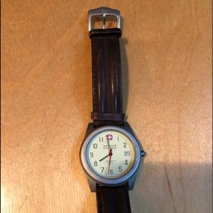 Men’s Swiss army watch